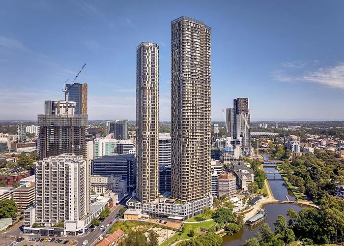 Meriton Suites George Street, Parramatta